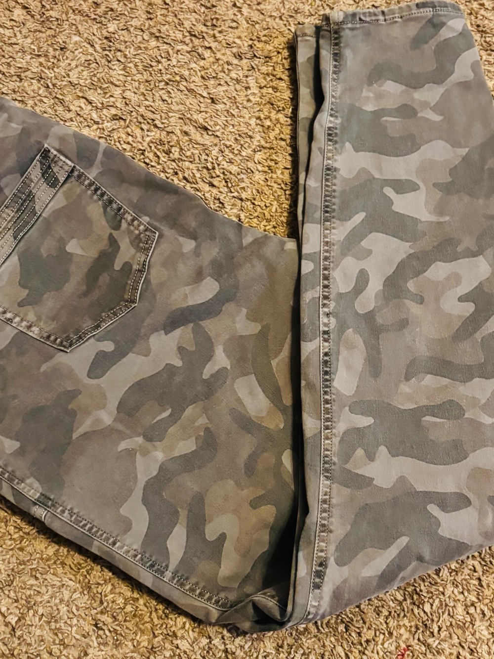 Camouflage Slim Fit women’s Jeans - Grey Camo - Picture 2 of 5